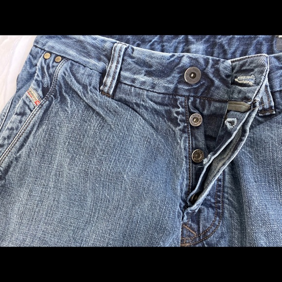 Diesel Chinew Special 008BI (Limited Edition) - Picture 4 of 5